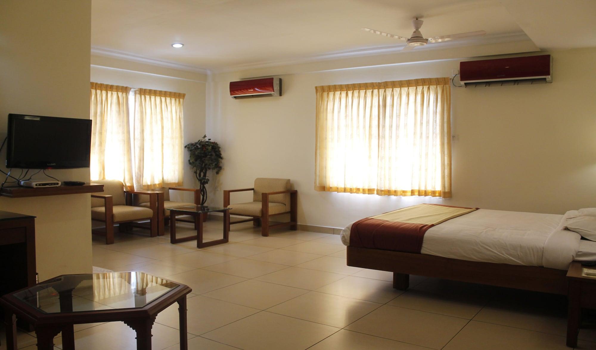 Hotel Aiswarya Kochi Kültér fotó