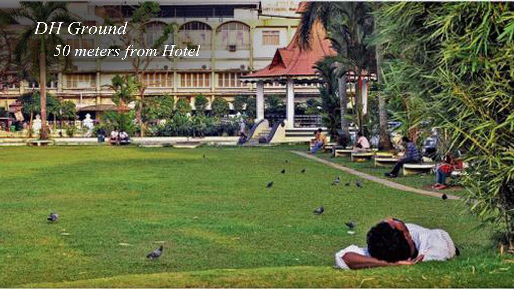Hotel Aiswarya Kochi Kültér fotó