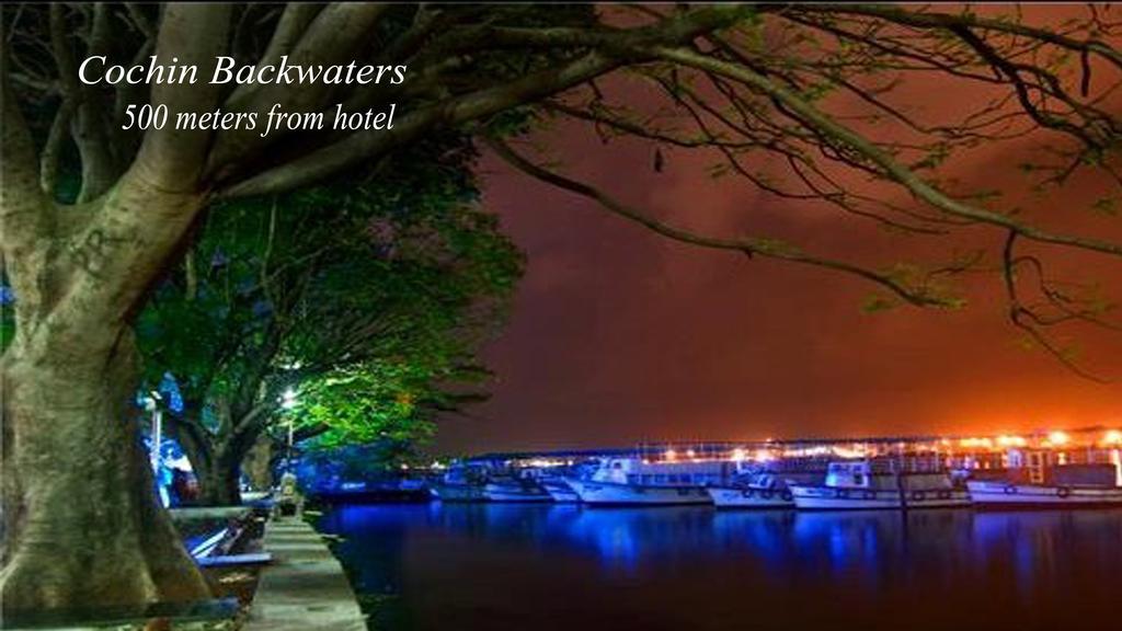 Hotel Aiswarya Kochi Kültér fotó